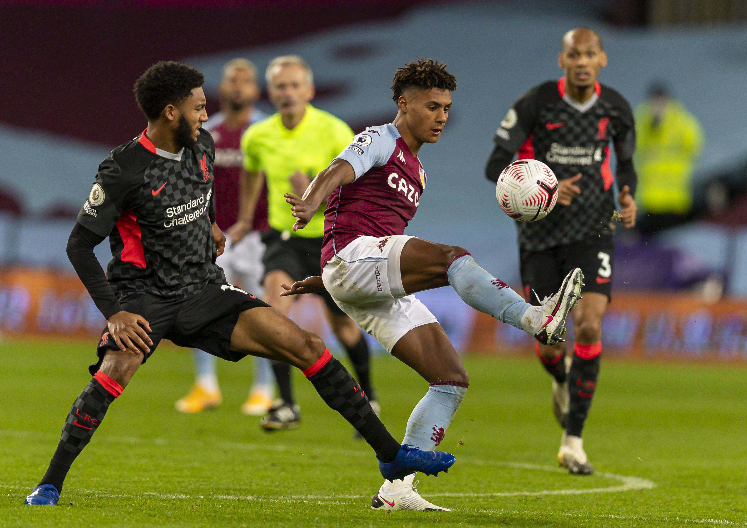 赛道碰撞 赛道碰撞